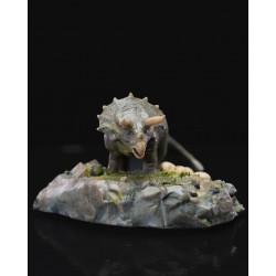 Triceratops Statue